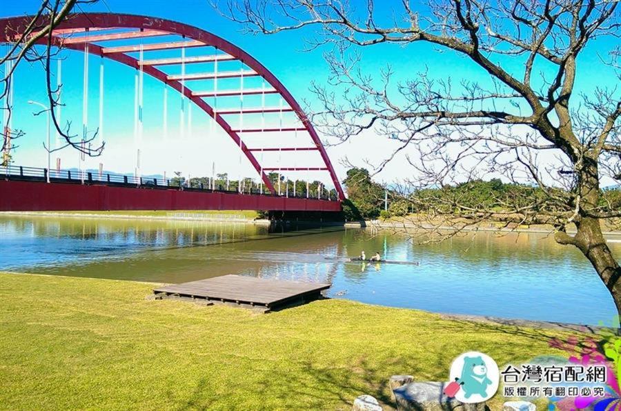 尚閤屋包棟民宿 Wujie Luaran gambar